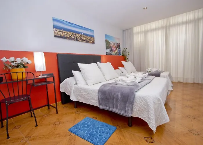 Barcelona City Centre HostalAlbergo